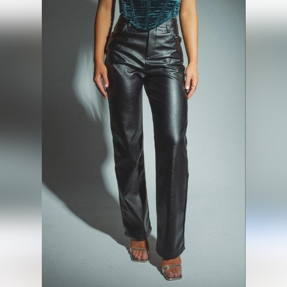 Silvia Pants - NWT Silvia Wide Legged Black Leather Flared Pants Women's Size L.